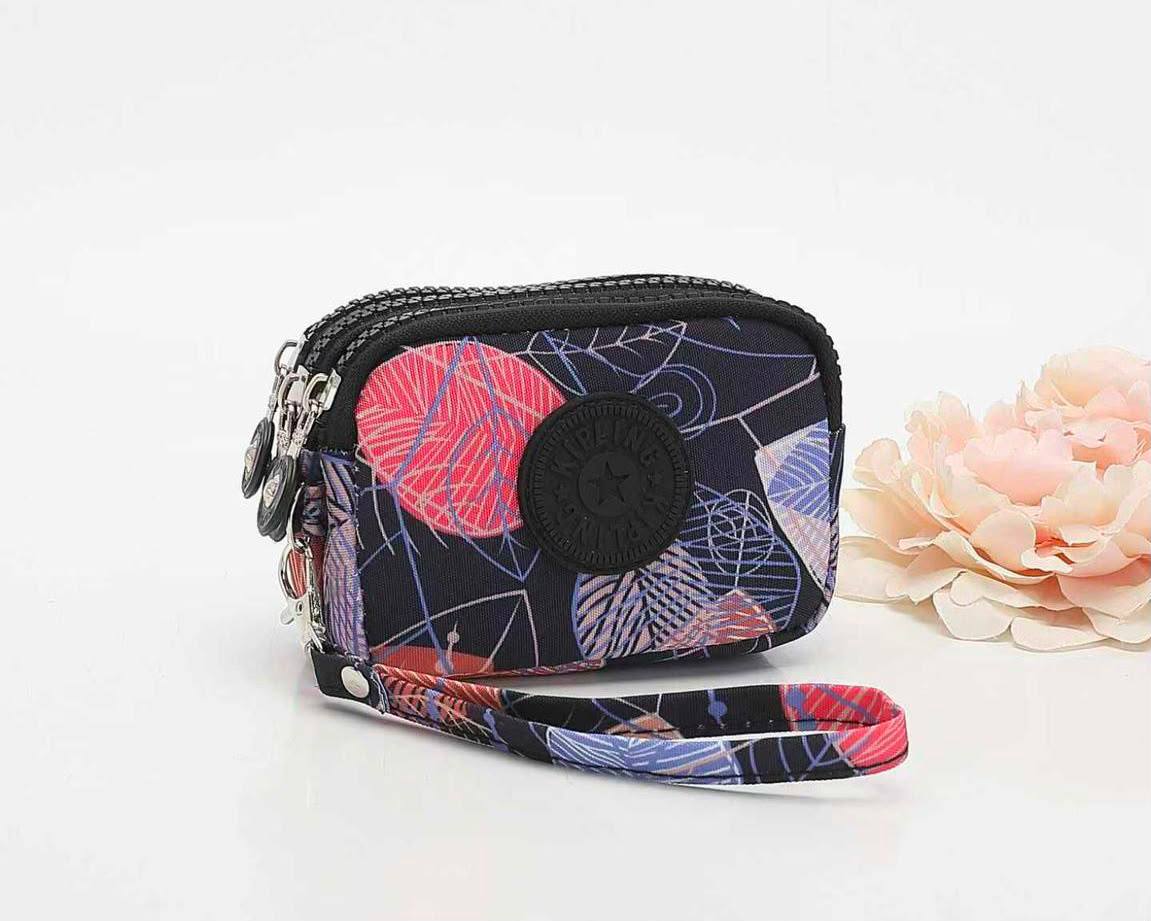 Kipling 
small size 
15 dhs🇦🇪🇦🇪

Zain295
♥️♥️♥️