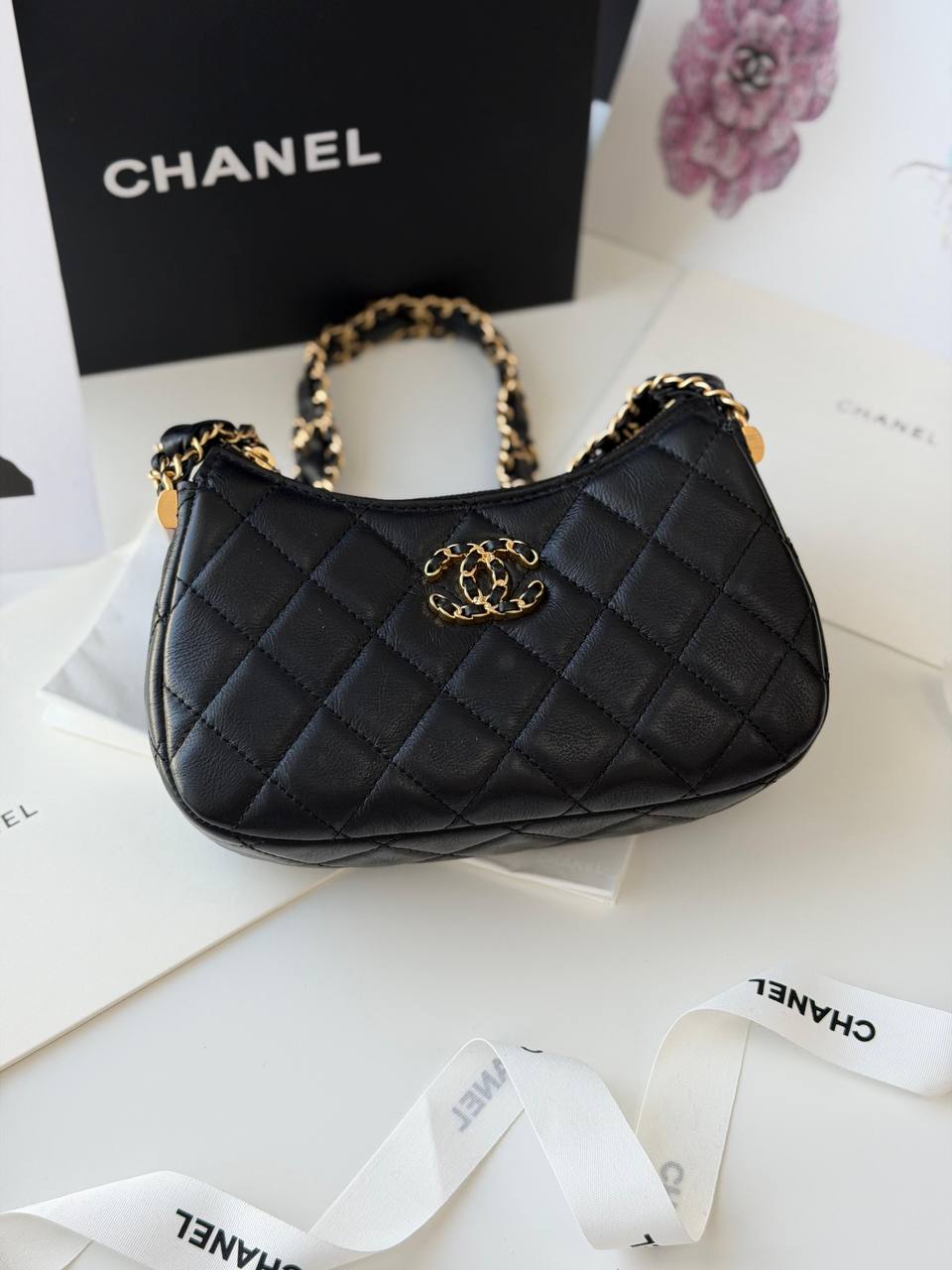 CHANEL
Super ++++
For Price 👇 WTSP Text Zain 0568585901

Zain257
♥️♥️♥️