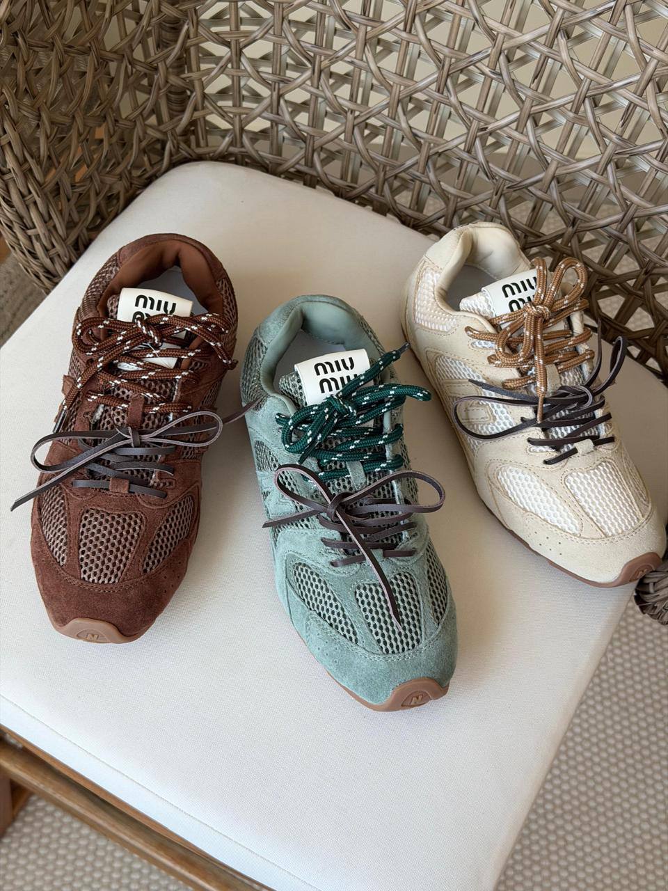 🩶✨ MIU MIU ✨🩶
🤩 Available New Arrival 🤩
😍😍 Super Master Quality 😍😍
👠 Size: 36 to 41
💎 Premium Quality
450 dhs✅

Zain198
♥️♥️♥️