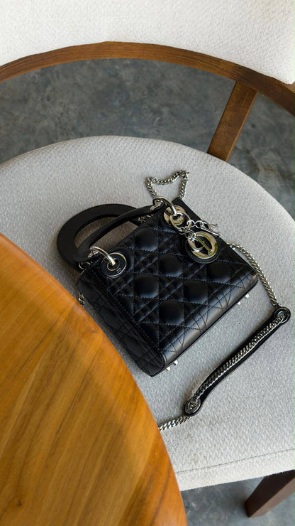 New collection ⚜️
DIOR 🩷
VIP quality 💎
Lady Dior Bag ✨
Size : 17 cm
For Price 👇 WhatsApp✅
0568585901 
0507557372
0552275751 Owner Zain 👌

Zain336
♥️♥️♥️