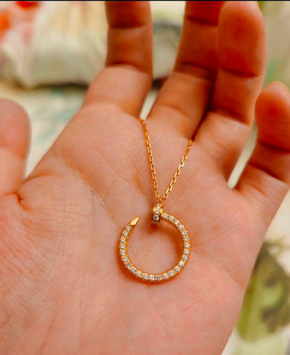 Cartier necklace 🦋
Master quality 

*50* AED normal box 📦 
*80* AED with original box 

Zain48
♥️♥️♥️
