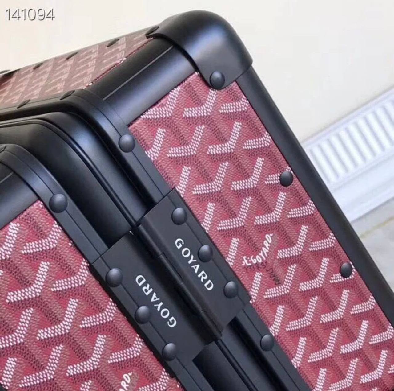 luggage restock high quality with cartoon 
550 dhs✅

Zain295
♥️♥️♥️