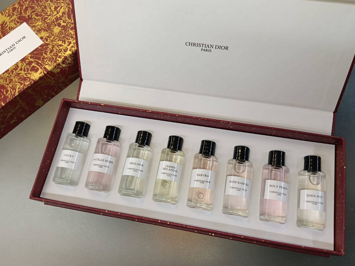 DIOR

 8IN1 RED SET
80 dhs🇦🇪🇦🇪 each

Zain01
♥️♥️♥️