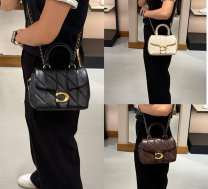 💗 Coach Tabby
1️⃣ First quality +🎁
Size : 21 * 16 cm
95 dhs❤️
with box 🎁

Zain115
♥️♥️♥️
