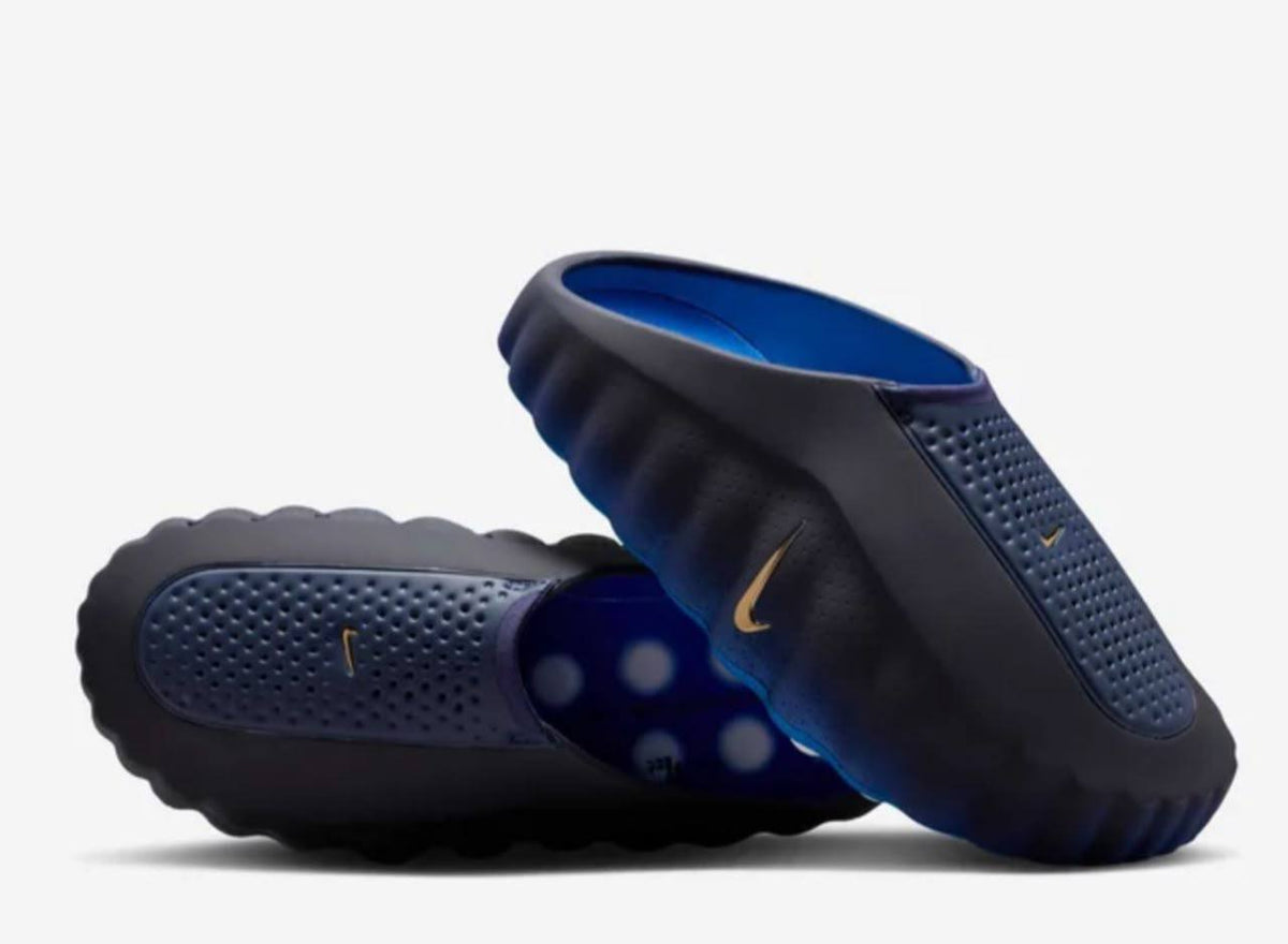New 🆕 
Nike crocs 

36 TO 45
150 dhs🇦🇪🇦🇪

Zain183
♥️♥️♥️