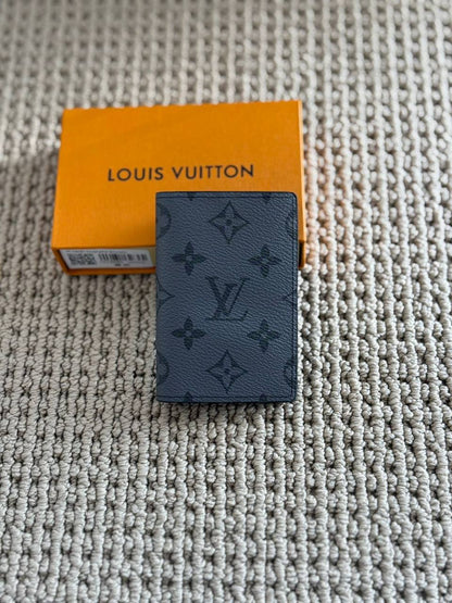 LV
*Men Wallet*
*Master Quality*
230 dhs✅

Zain179
♥️♥️♥️