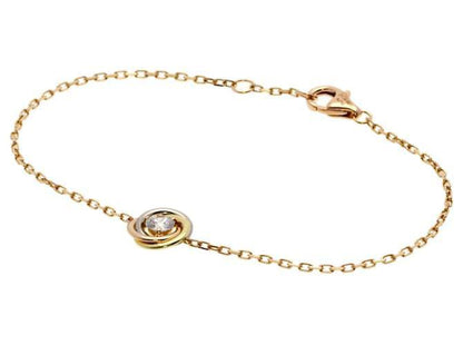 Cartier ❤️‍🔥*
Bracelet 🐦‍🔥
Master quality 💯
With normal boxes 📦 
50 dhs✅
With master box 🗃️ 
85 dhs✅

Zain216
♥️♥️♥️