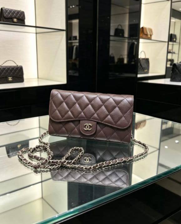 Chanel
80 dhs✅
with box
🎁🎁🎁

19/3/10

Zain07
♥️♥️♥️