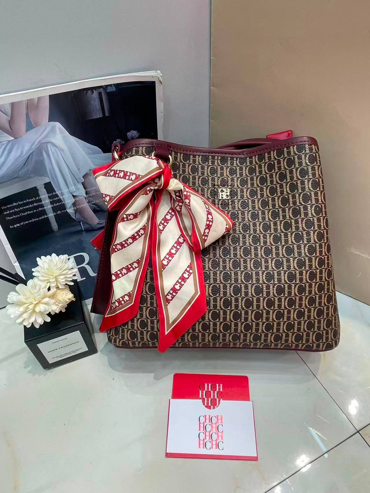 CH 
120 dhs🇦🇪🇦🇪
size 27 cm 

Zain161
♥️♥️♥️