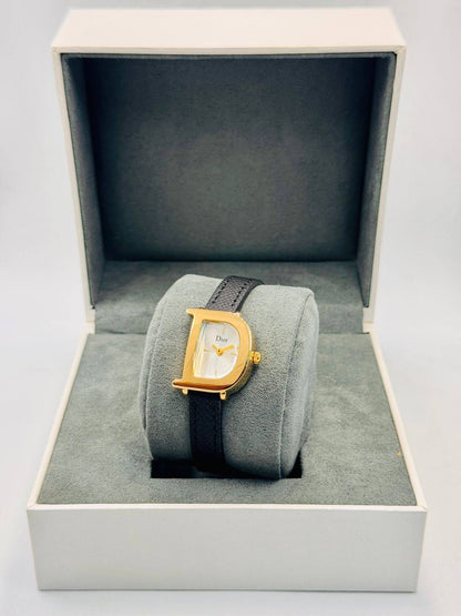 Dior ladies
*New Arrival*🔥
55 dhs🗽

Zain08
♥️♥️♥️