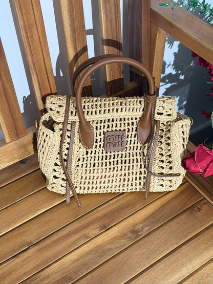 MIU MIU
Super Master Quality ⚡️
Original Packing 🎁
Size 25.5CM📏
For Price 👇 WhatsApp✅
0568585901 
0507557372
0552275751 Owner Zain 👌

Zain321
♥️♥️♥️