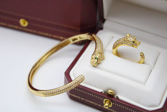 Cartier set

150 dhs

Zain122
♥️♥️♥️