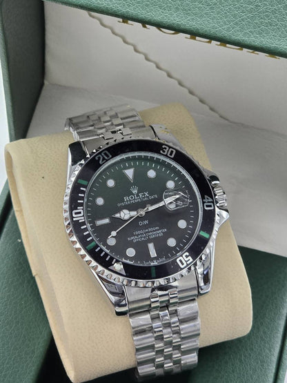 Rolex Men
60 dhs🪙🌨️
*Battery*

Zain29
♥️♥️♥️