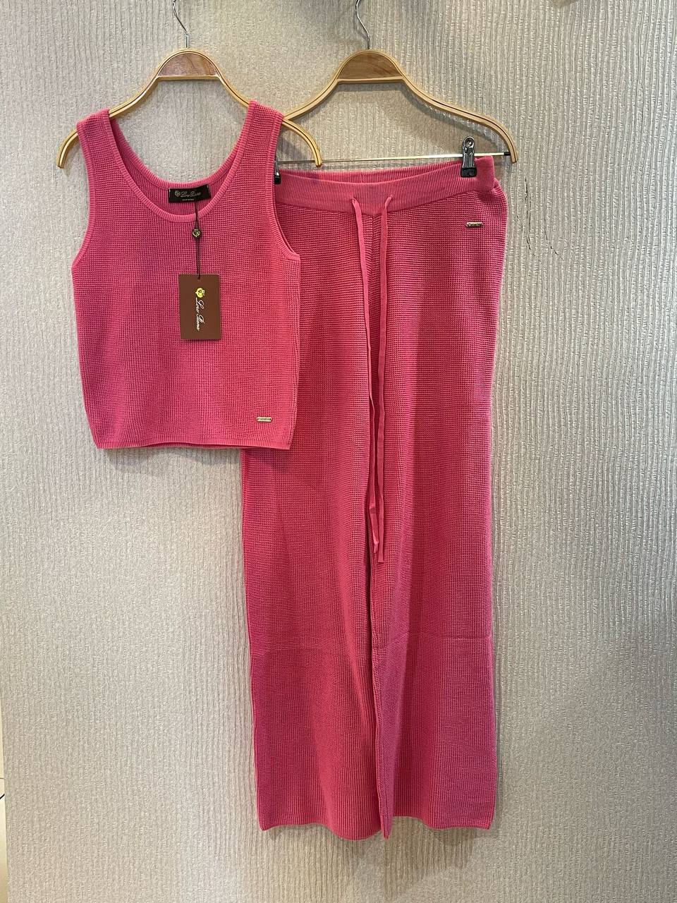 *New collections       
250 dhs🇦🇪🇦🇪
*good  quality  
*Sizes:S M L * 
*AVAILABLE NOW*🥰🛍️🛍️

Zain231
♥️♥️♥️