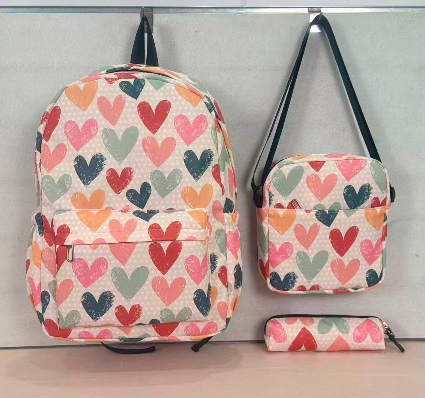 School bag 
75 dhs🇦🇪🇦🇪
Size 46*31 

Zain161
♥️♥️♥️