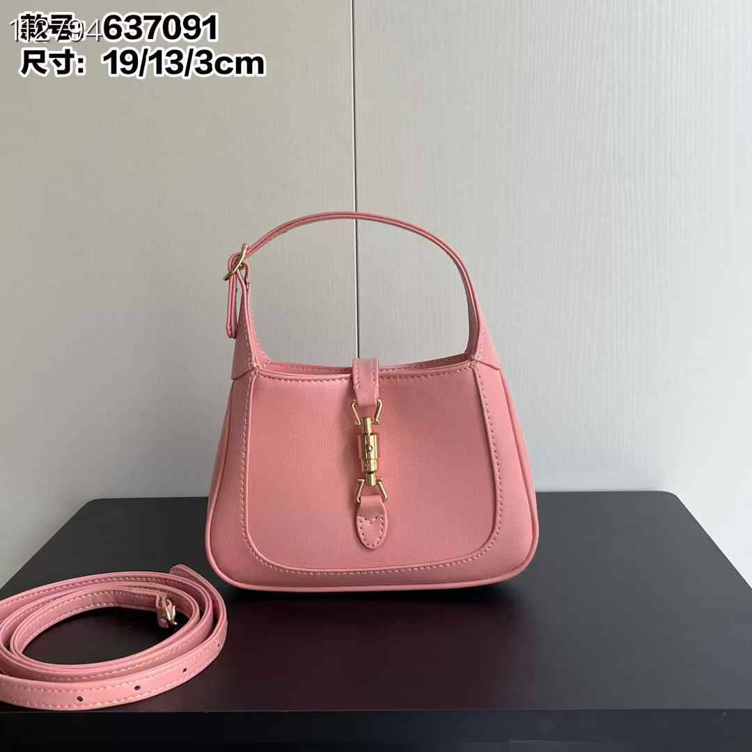 Gucci 
Master ++
230 dhs🪙🌨️

Zain10
♥️♥️♥️