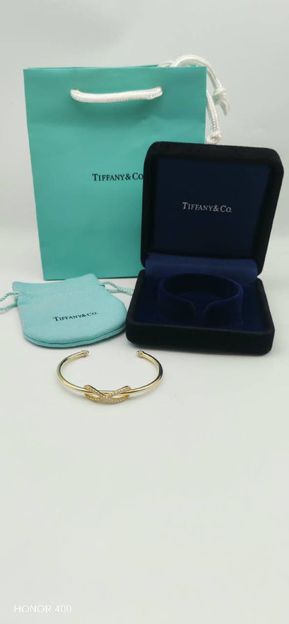 Tiffany &co

85 dhs🇦🇪🇦🇪

Zain122
♥️♥️♥️