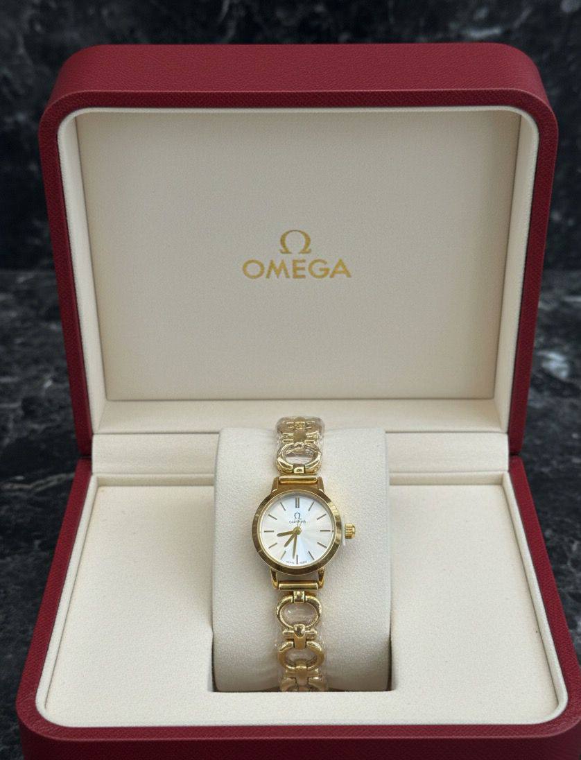 OMEGA 🆕 LADIES 
GOOD QUALITY 💯
60 dhs🪙💚

Zain133
♥️♥️♥️