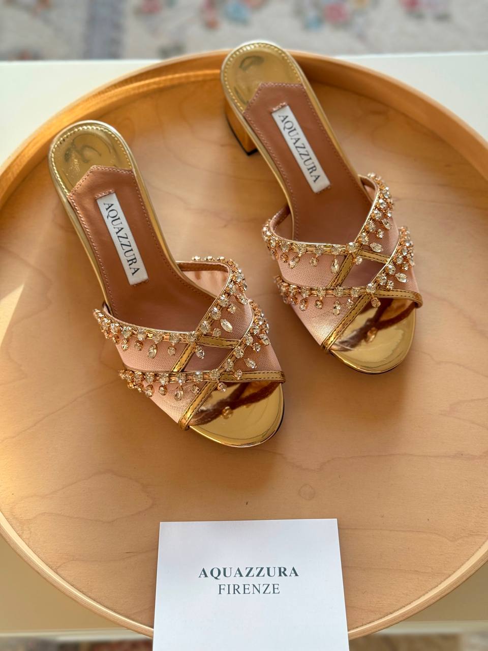 Aquazzura
Available🤩
Master quality 
Size: 36 to 41
450 dhs✅

Zain318
♥️♥️♥️