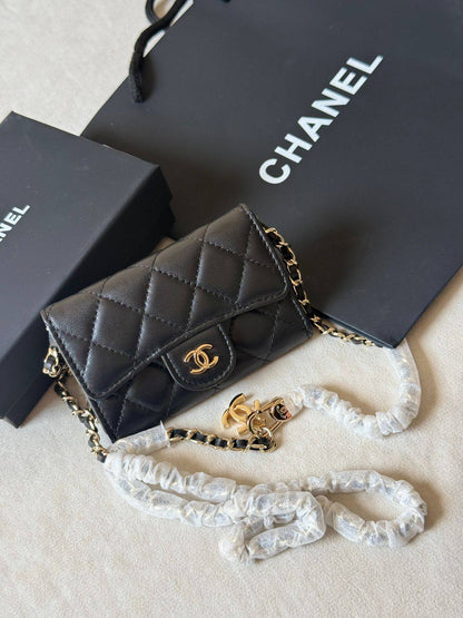 Chanel
Super master quailty

380 dhs🇦🇪🇦🇪

Zain275
♥️♥️♥️