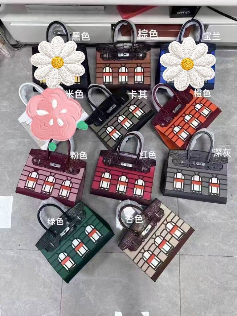 Hermes
120 dhs💓
size 30cm

Zain26
♥️♥️♥️