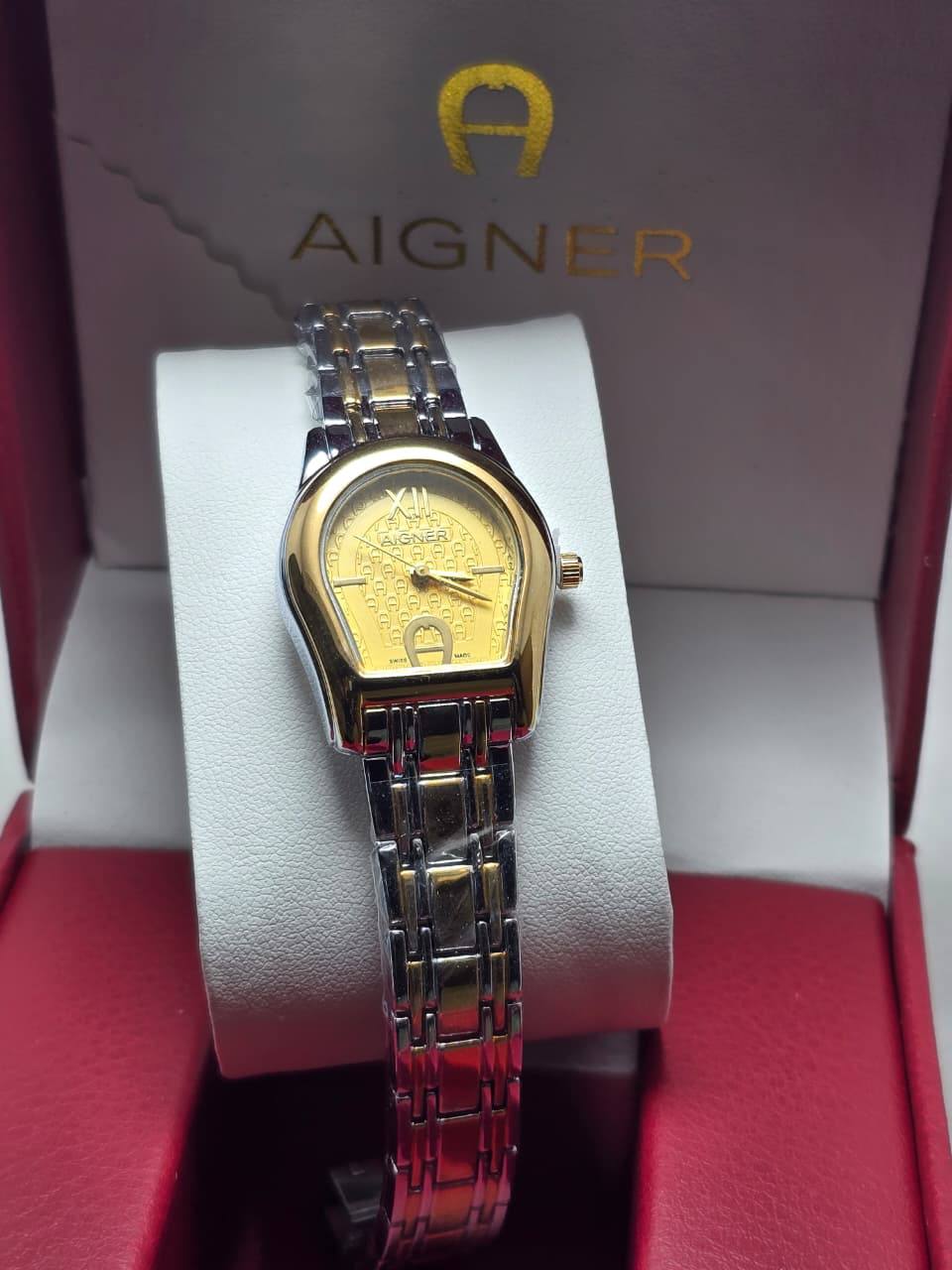Aigner Ladies
55 dhs🪙🌨️

Zain29
♥️♥️♥️
