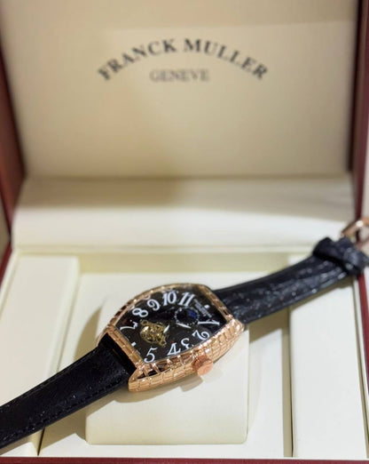 FRANCK MULLER 
male money
_MASTER QUALITY_

280 dhs✅
___WITH BOX_____❒🎁

Zain108
♥️♥️♥️