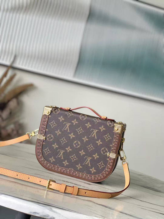 LV
Master
580 dhs❣️
#23cm💕🥳

Zain228
♥️♥️♥️