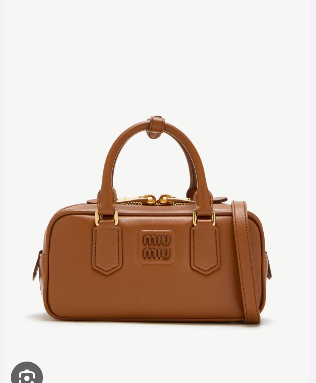 Miu Miu
withbox 
100 dhs🇦🇪🇦🇪

Zain143
♥️♥️♥️