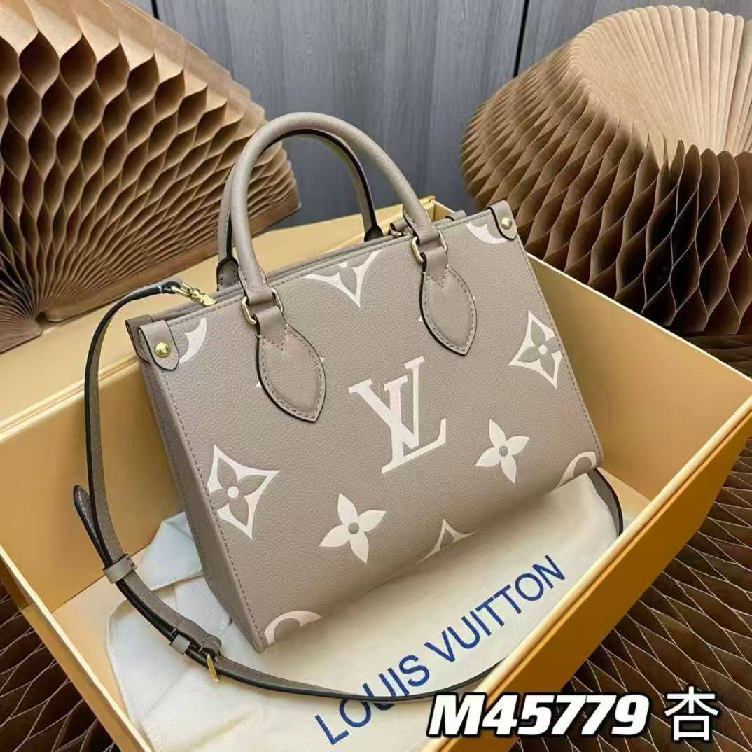 LV 
Master❣️❣️

#36cm=440 dhs🇦🇪🇦🇪

Zain297
♥️♥️♥️
