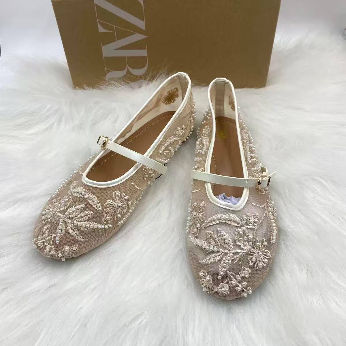 ZARA SLIPPER

GOOD QUALITY

90 DHS
36 TO 41

Zain40

♥️♥️♥️