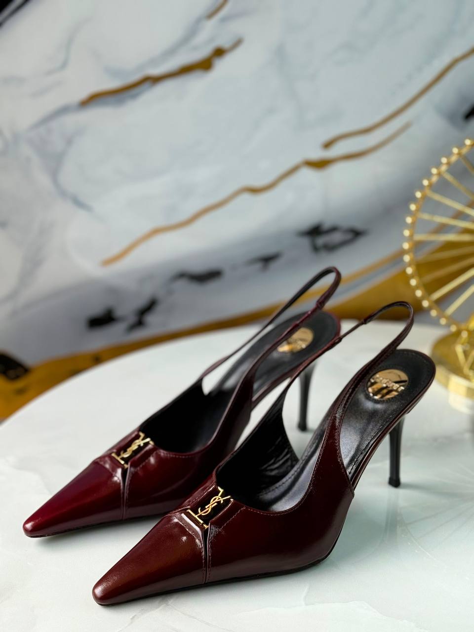 YSL
Super *AAA* *+* Quality 💯 
With original packing🎁🎁
SIZE:36and41
Available now
450 dhs💓

Zain309
♥️♥️♥️
