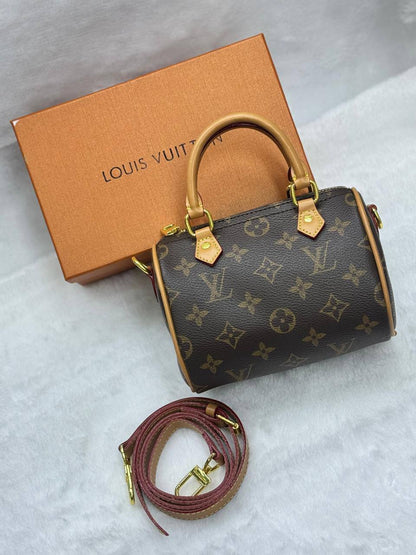 LV SPEEDY
GOOD QUALITY 💯
85 dhs✅
WITH BOX 📦

Zain28
♥️♥️♥️