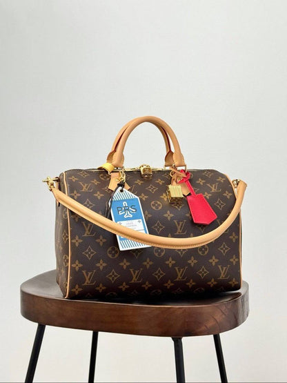 Lv

Super Master Bags
For Price 👇 WhatsApp✅
0568585901 
0507557372
0552275751 Owner Zain 👌

Zain307
♥️♥️♥️