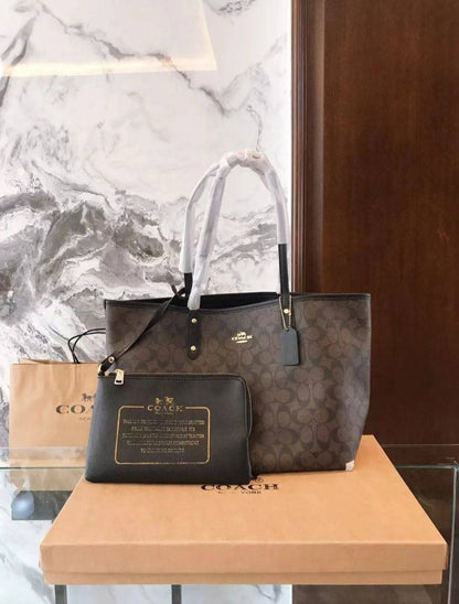 Coach
100 dhs✅
Size：43cm
High-quality with box

Zain35
♥️♥️♥️