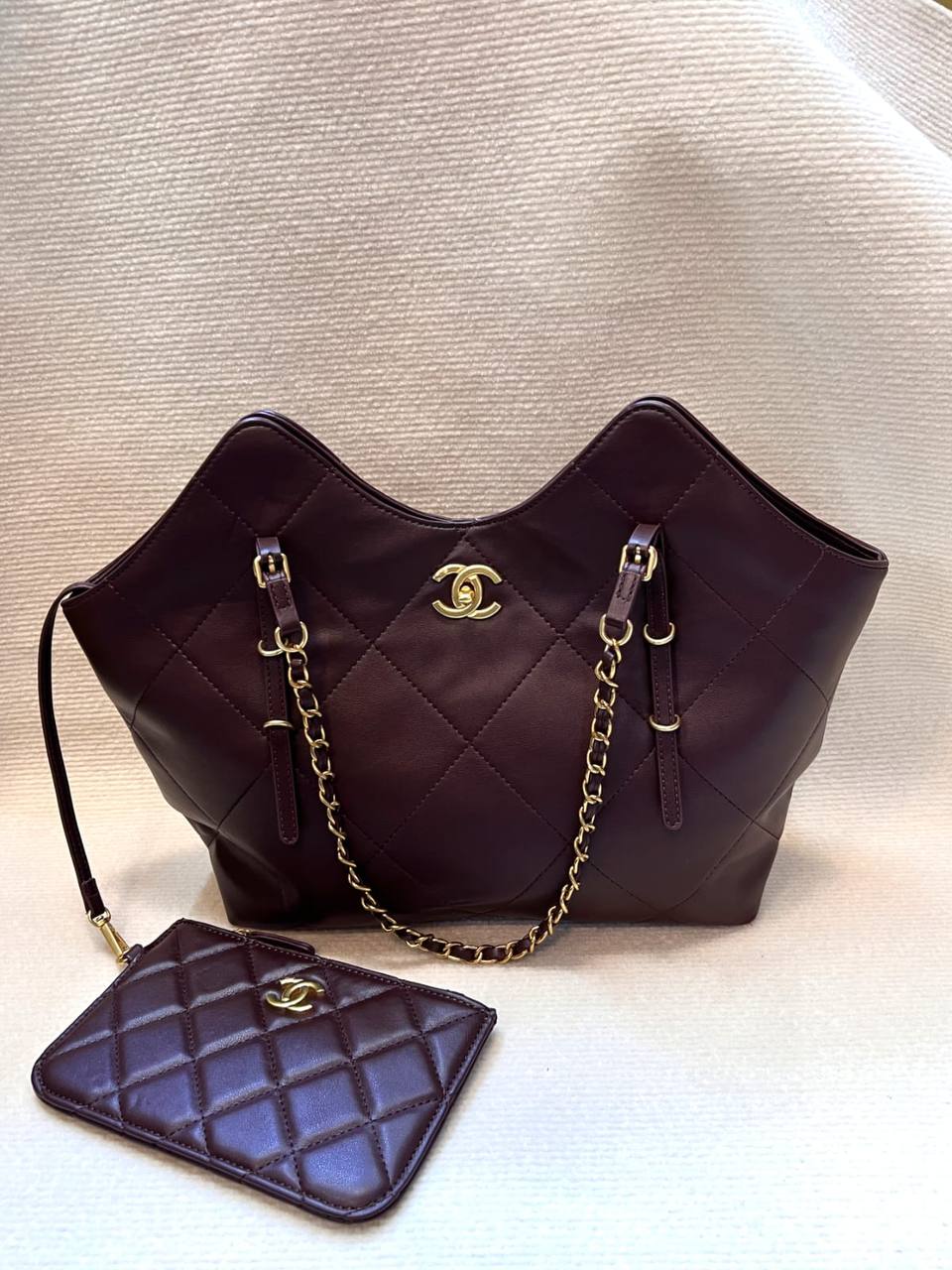 Chanel - Dior - YSL
100 dhs✅
high quality

Zain26
♥️♥️♥️
