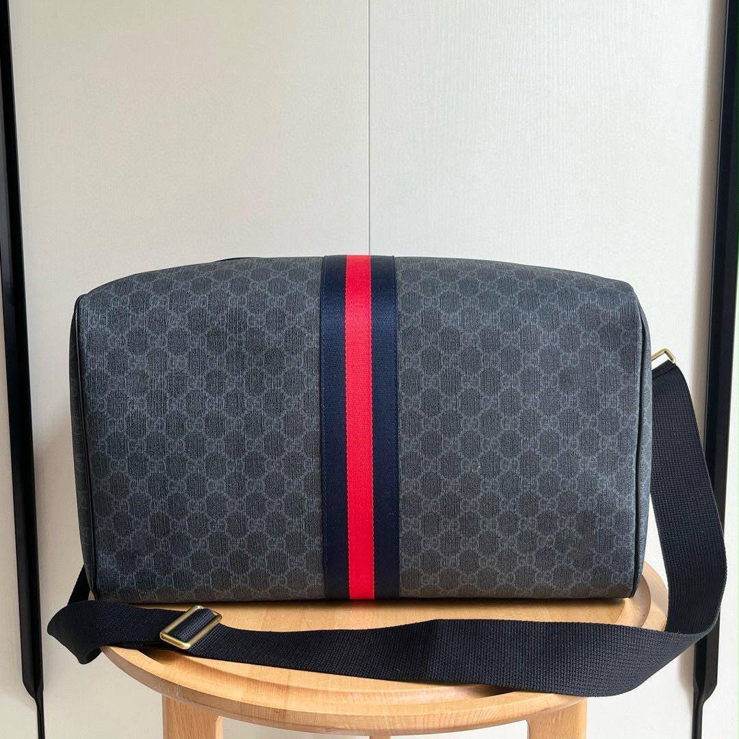 GUCCI 

TRAVELLING BAG 

RESTOCK 

GOOD QUALITY 
115 dhs🇦🇪🇦🇪

Zain39
Zain295
♥️♥️♥️