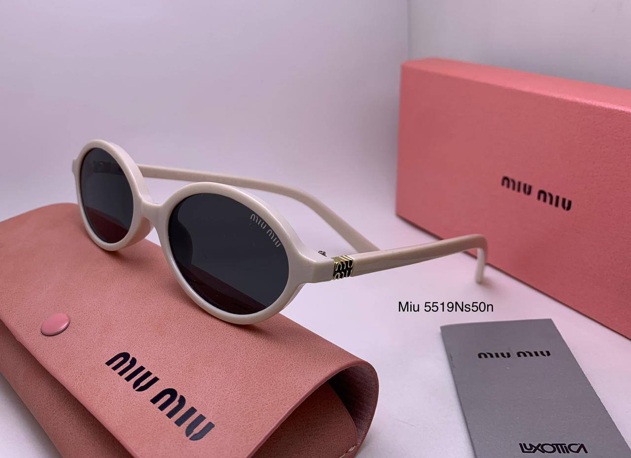 Miu Miu
70 dhs🌺

Zain126
♥️♥️♥️