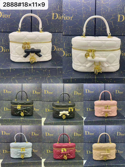 DIOR 
95 dhs✅
with box

Zain90
Zain143
♥️♥️♥️