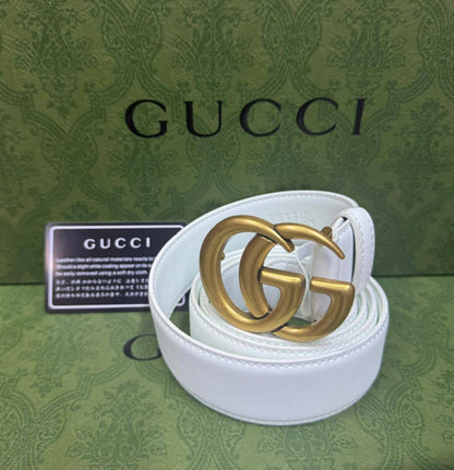 Men belt 
40 dhs🇦🇪🇦🇪

With box

Zain93
♥️♥️♥️