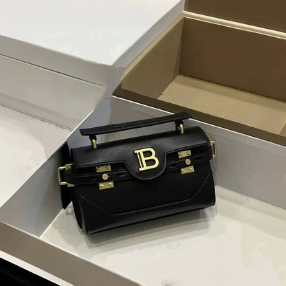 BALMAIN 
HIGH QUALITY 

WITH BOX 
🎁🎁🎁

130 dhs🪙🖤

Zain39
♥️♥️♥️