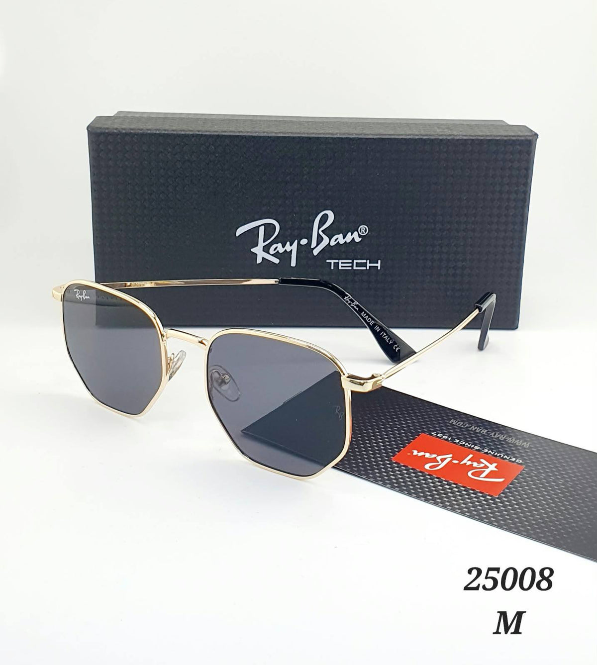 Sunglasses 

55 dhs🇦🇪🇦🇪🇦🇪

Zain182
♥️♥️♥️