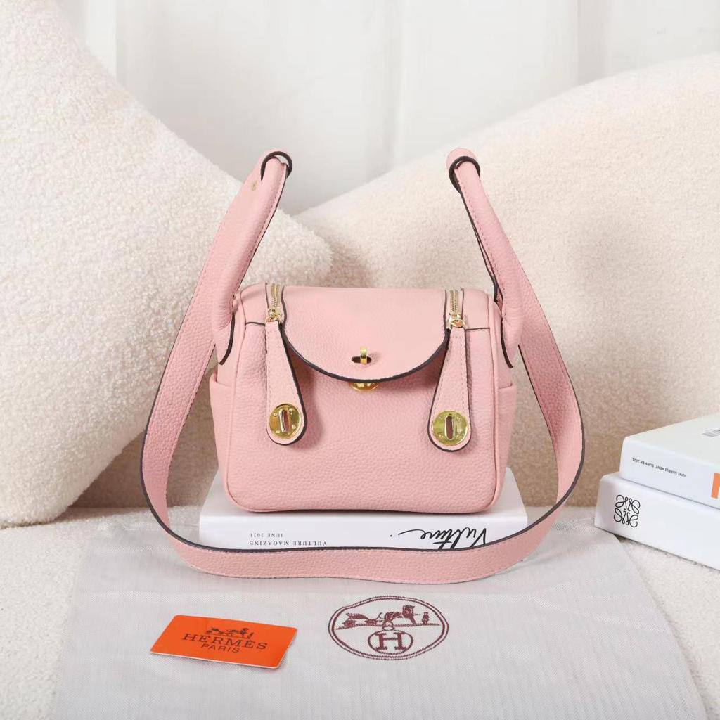 Hermes
90 dhs✅
high quality 

With box
🎁🎁🎁

Zain26
♥️♥️♥️