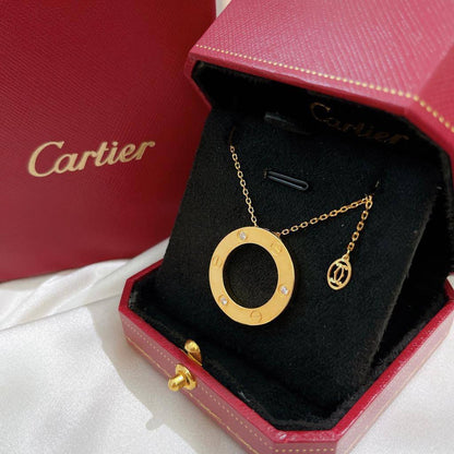 CARTIER 
STONE NECKLACE
MASTER💫✨
60 DHS✅
WITH BOX AND PAPER BAG🛍️🎁

Zain89
♥️♥️♥️