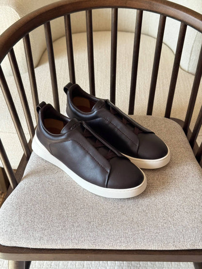 ZEGNA SNEAKERS 

AAA QUALITY

 SIZE:40 to 46 

500 dhs🇦🇪🇦🇪

Zain185
♥️♥️♥️