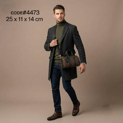 LV Unisex
ᴋᴇᴇᴘᴀʟʟ ʙᴀɴᴅᴏᴜʟɪᴇ̀ʀᴇ 25
ᴍᴏɴᴏɢʀᴀᴍ ᴄᴀɴᴠᴀs ʟᴇᴀᴛʜᴇʀ
sɪʟᴠᴇʀ ʜᴀʀᴅᴡᴀʀᴇ
sɪᴢᴇ : 25 cm
ᴡɪᴛʜ BOX
🎁🎁🎁

100 dhs✅

Zain31
♥️♥️♥️