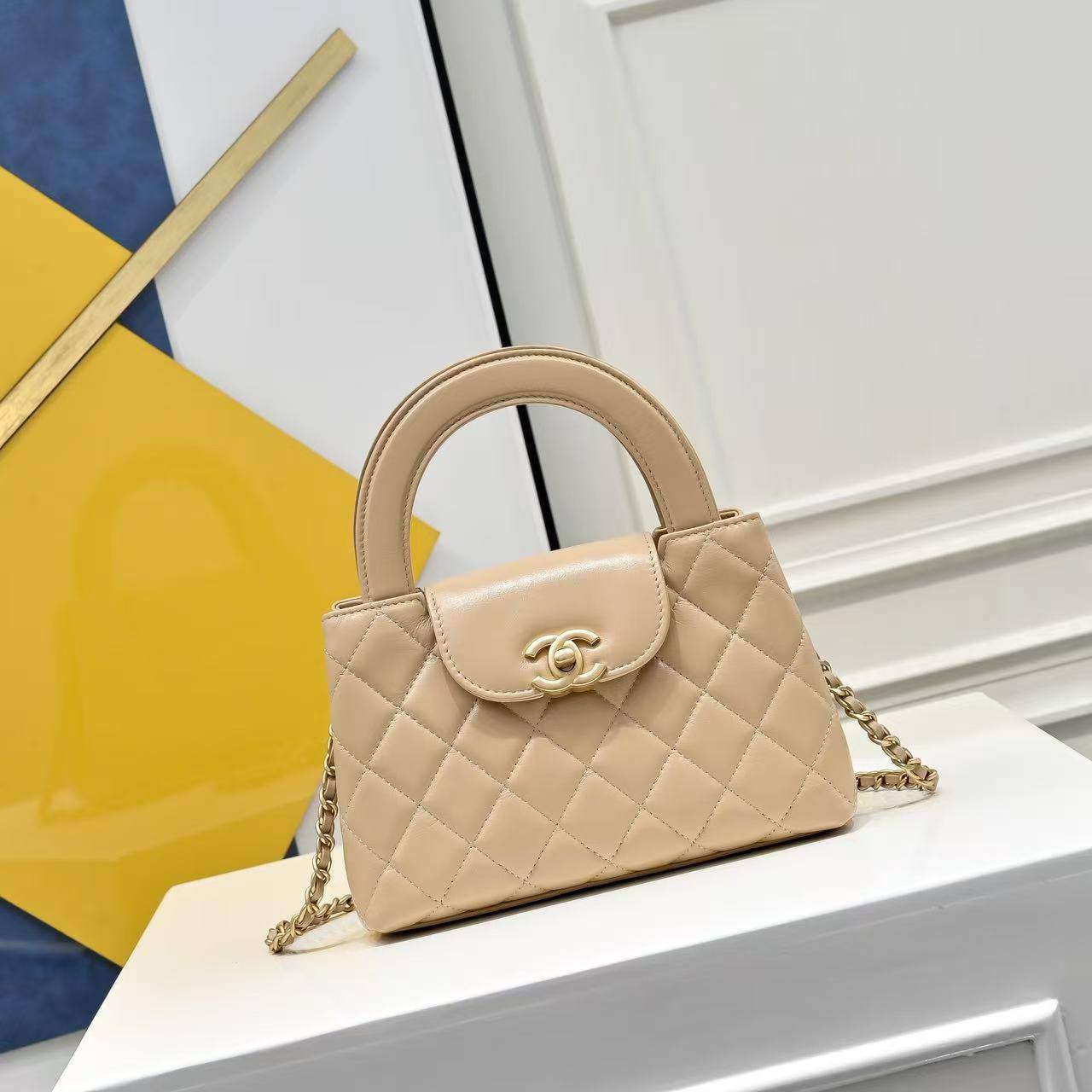 Chanel Master

New arrival 
master quality

420 dhs🪙💕

Zain228
♥️♥️♥️