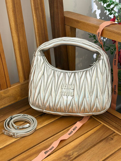 MIU MIU
Super Master Quality⚡️
Original Packing 🎁
Size 20CM📏
For Price 👇 WhatsApp✅
0568585901 
0507557372
0552275751 Owner Zain 👌

Zain321
♥️♥️♥️