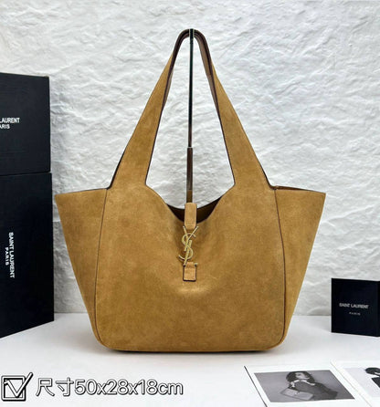 YSL Master 
350 dhs🪙💕
Suede material 
#50cm

Zain228
♥️♥️♥️