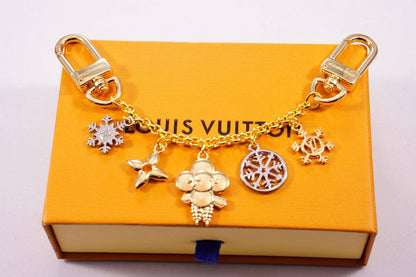 Bag chain

75 dhs 

Zain89
♥️♥️♥️